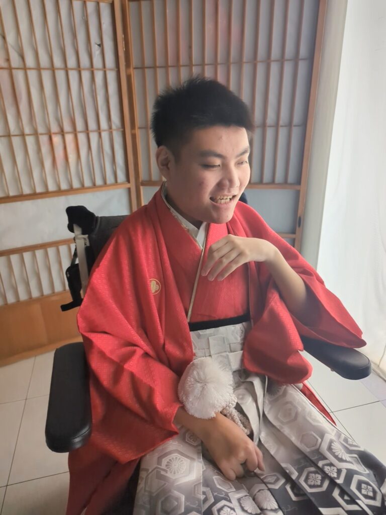 車椅子着物　男袴　成人式　千葉県　身体障害　知的障害